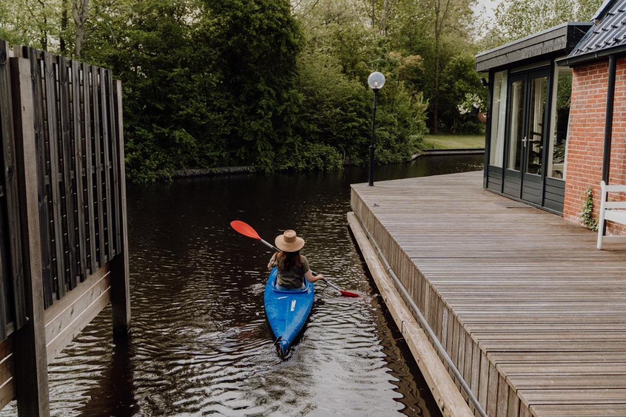 B&B Oan'T Wetter Dokkum Exterior photo