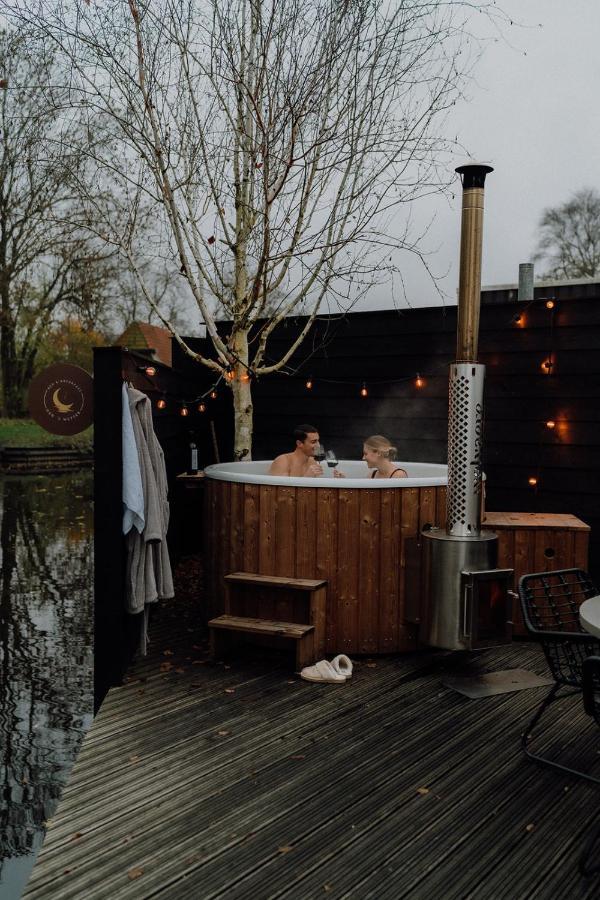 B&B Oan'T Wetter Dokkum Exterior photo